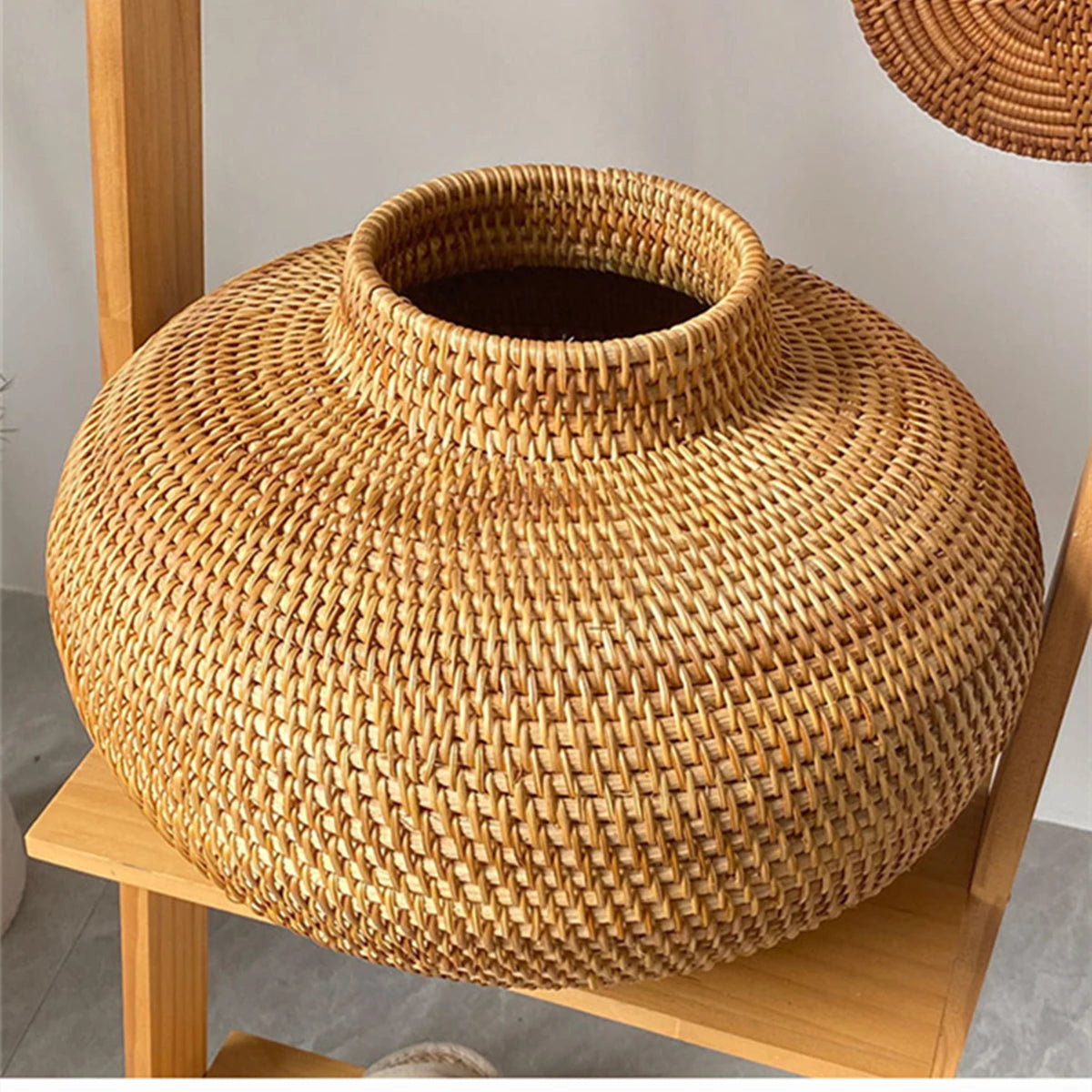 Large Rattan Flower