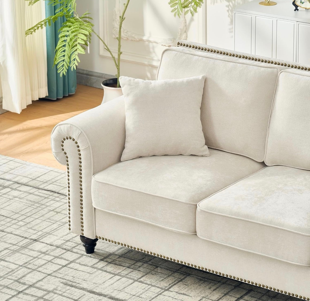 Johnston Hall Sofa – Beige